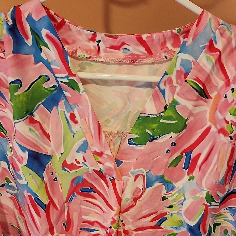 4/$20 SHEIN Vibrant Floral V-Neck Blouse - Pink and Blue - Picture 3 of 5